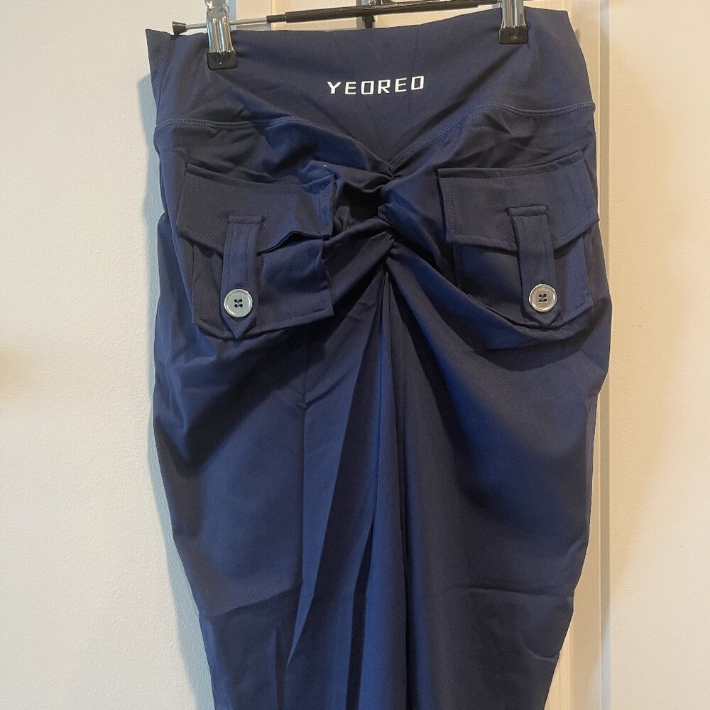 XL Yeoreo V Waistband Charm Leggings